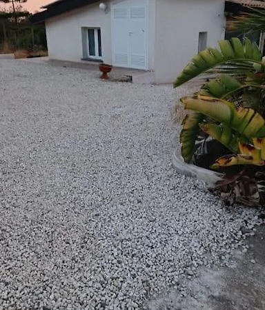 Oasi Delle Querce Luxury بيت للعطل